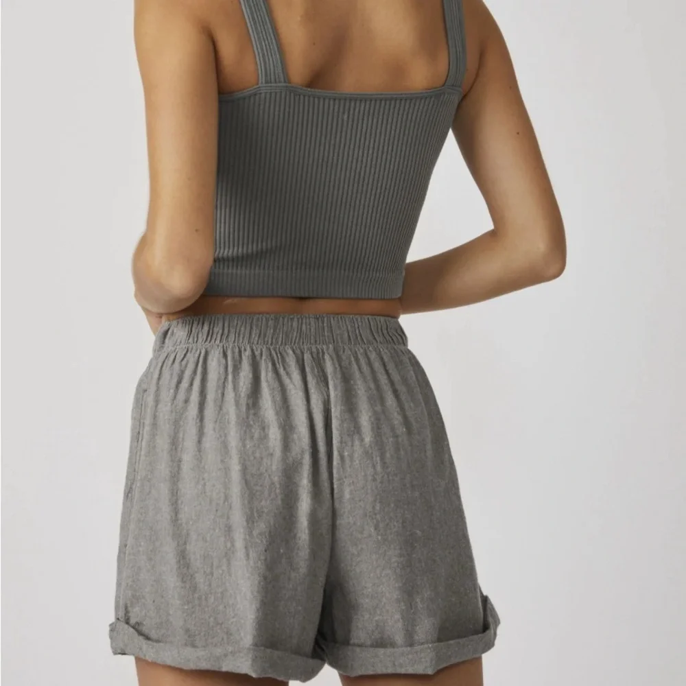 EUC Intimate free people sleepwear shorts. Like new size small hip 12”-22” - Picture 2 of 7
